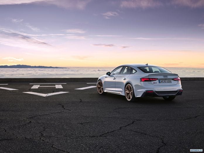 2020 Audi RS5 Sportback - фотография 14 из 23