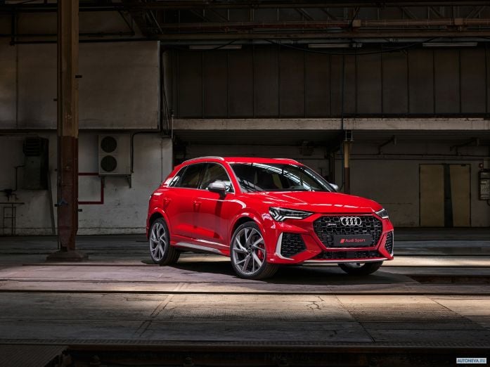 2020 Audi RS Q3 - фотография 10 из 40