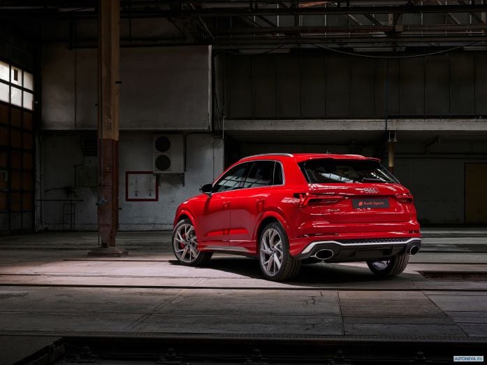 2020 Audi RS Q3 - фотография 17 из 40 2020 Audi RS Q3 - фотография 17 из 40