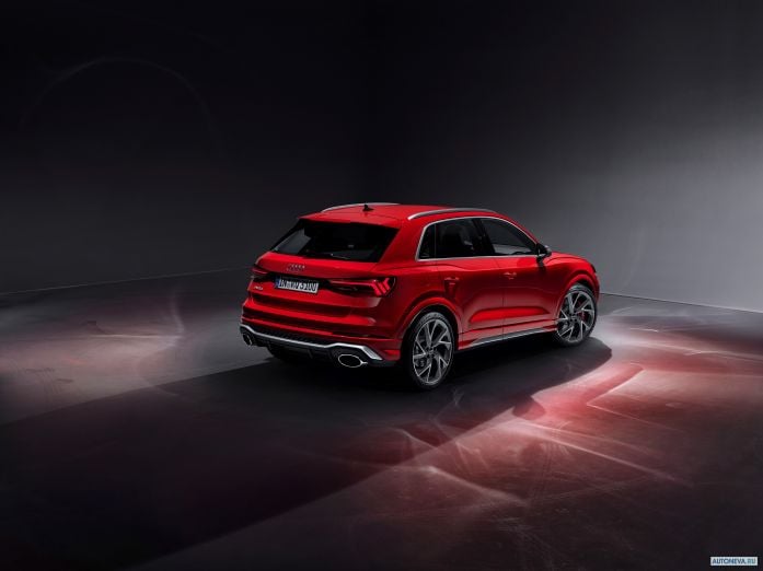 2020 Audi RS Q3 - фотография 20 из 40