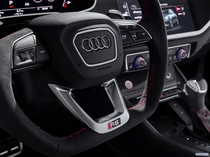 2020 Audi RS Q3 - фотография 29 из 40 2020 Audi RS Q3 - фотография 29 из 40