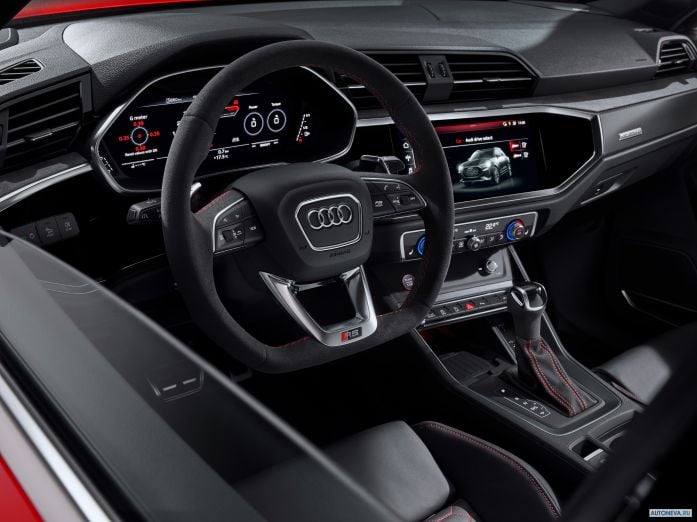 2020 Audi RS Q3 - фотография 32 из 40 2020 Audi RS Q3 - фотография 32 из 40