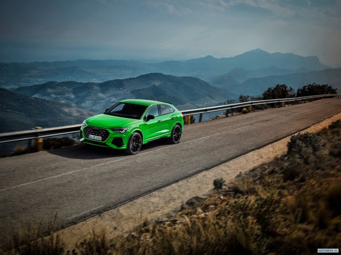 2020 Audi RS Q3 Sportback - фотография 6 из 40