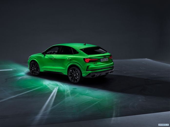 2020 Audi RS Q3 Sportback - фотография 19 из 40 2020 Audi RS Q3 Sportback - фотография 19 из 40