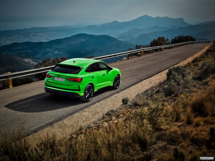2020 Audi RS Q3 Sportback - фотография 23 из 40
