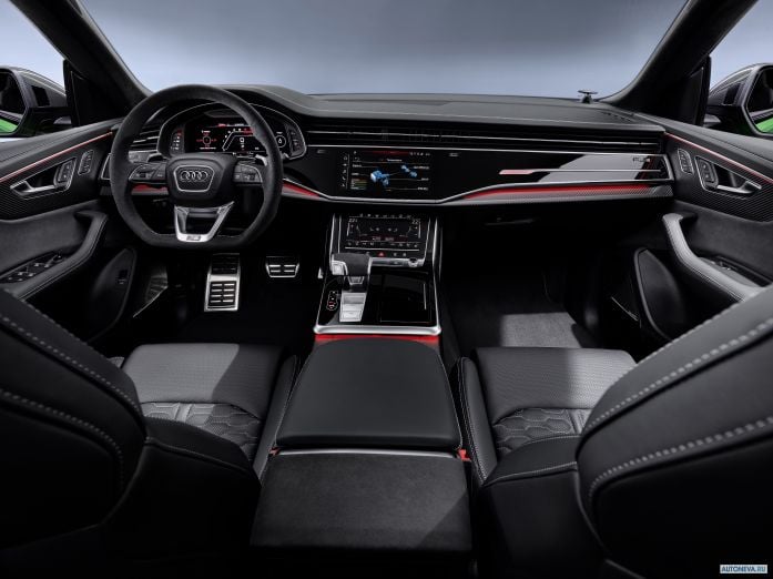 2020 Audi RS Q8 - фотография 27 из 40