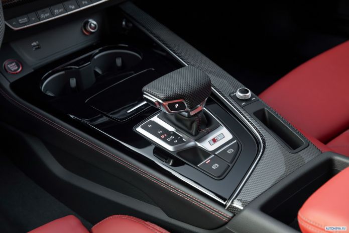 2020 Audi S4 Avant TDI - фотография 37 из 44