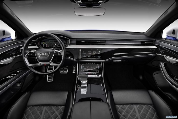 2020 Audi S8 - фотография 28 из 40