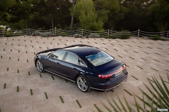 2020 Audi S8 - фотография 34 из 40 2020 Audi S8 - фотография 34 из 40