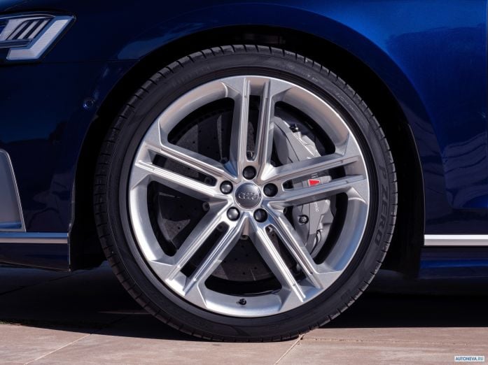 2020 Audi S8 - фотография 39 из 40 2020 Audi S8 - фотография 39 из 40
