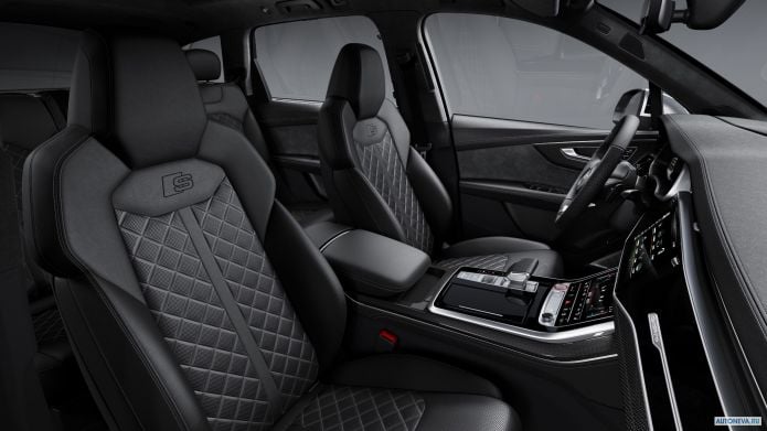 2020 Audi SQ7 TDI - фотография 15 из 17 2020 Audi SQ7 TDI - фотография 15 из 17