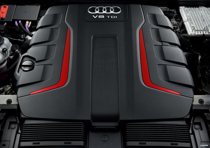 2020 Audi SQ8 TDI - фотография 38 из 40 2020 Audi SQ8 TDI - фотография 38 из 40