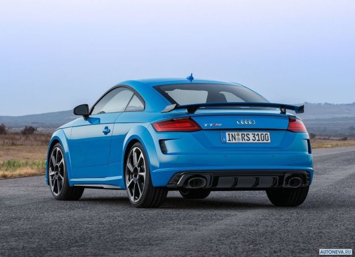 2020 Audi TT RS Coupe - фотография 14 из 62