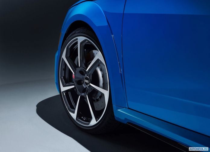 2020 Audi TT RS Coupe - фотография 48 из 62