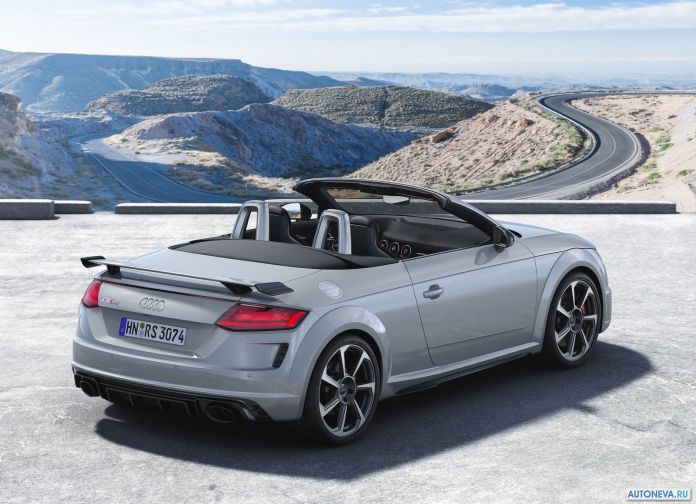 2020 Audi TT RS Roadster - фотография 7 из 21