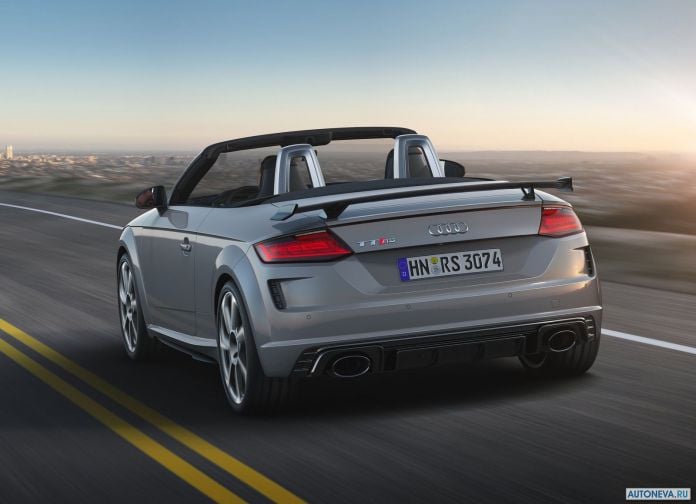 2020 Audi TT RS Roadster - фотография 10 из 21
