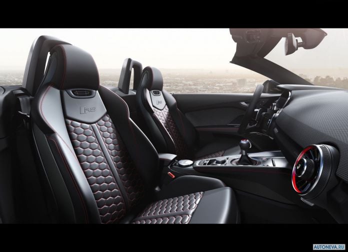2020 Audi TT RS Roadster - фотография 18 из 21