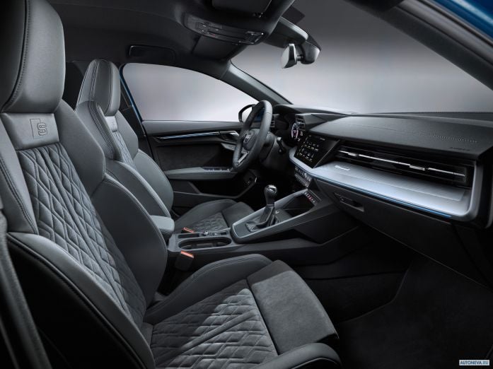 2021 Audi A3 Sportback 35 TFSI S-lne - фотография 21 из 36