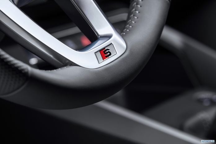 2021 Audi A3 Sportback 35 TFSI S-lne - фотография 24 из 36