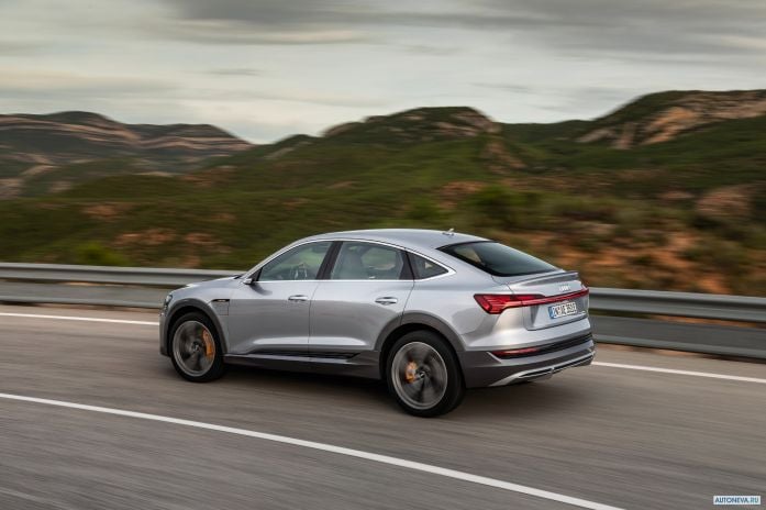 2021 Audi e-tron Sportback 55 quattro S-line - фотография 11 из 31