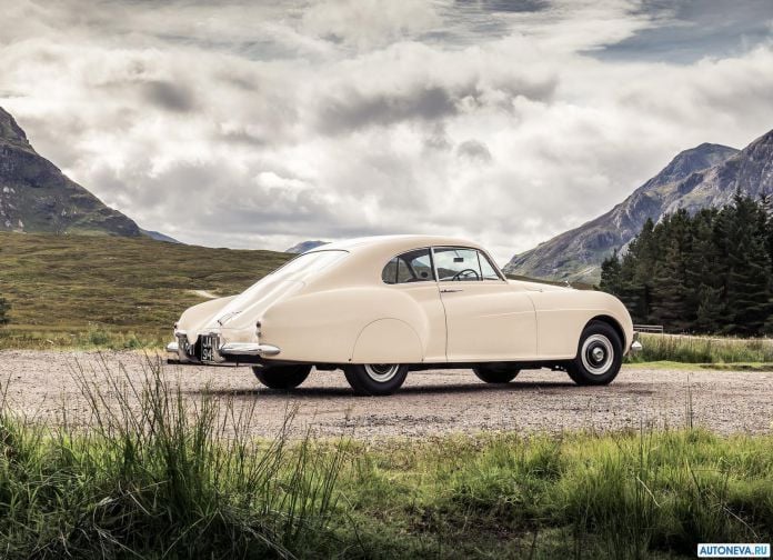 1953 Bentley R-type Continental - фотография 7 из 21