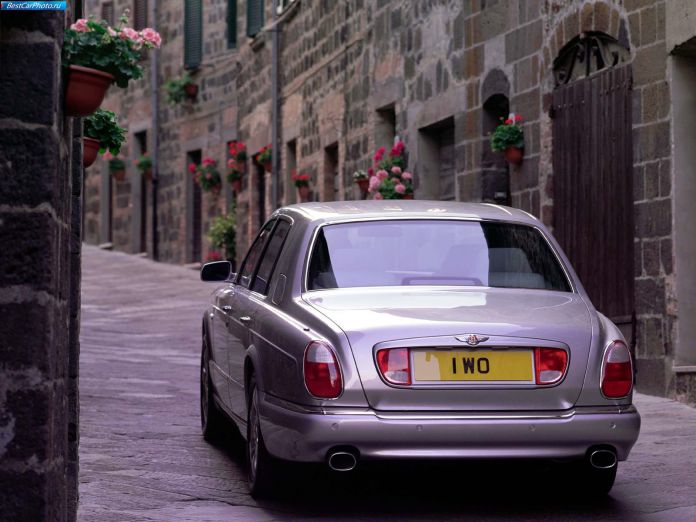 2000 Bentley Arnage Red Label - фотография 13 из 24