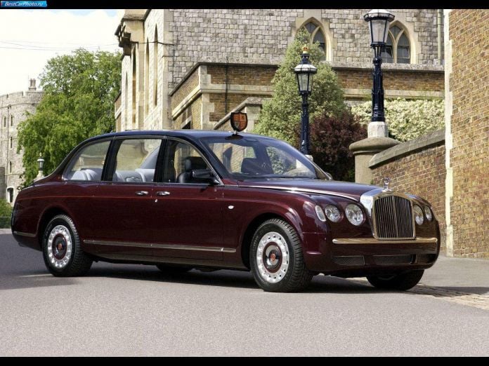 2002 Bentley State Limousine - фотография 1 из 8