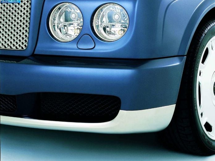 2005 Bentley Arnage Drophead Coupe - фотография 26 из 31