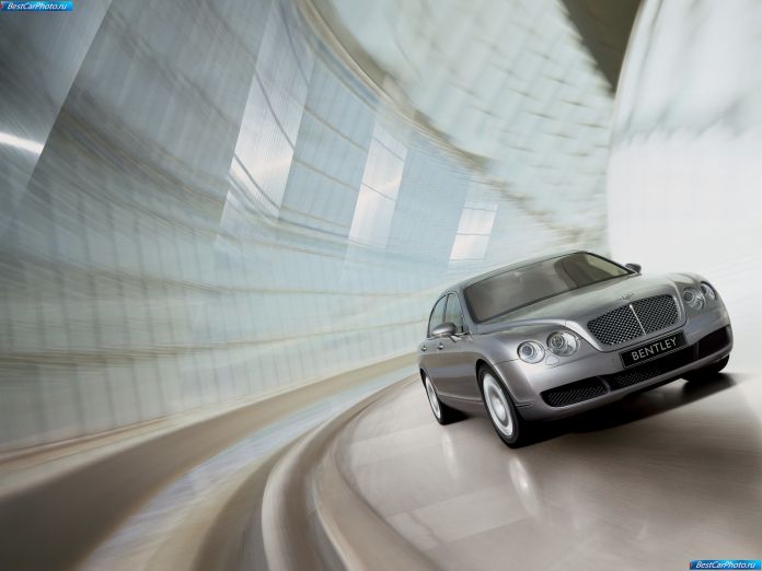 2005 Bentley Continental Flying Spur - фотография 4 из 58