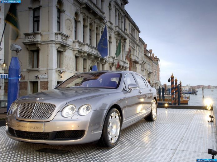 2005 Bentley Continental Flying Spur - фотография 26 из 58 2005 Bentley Continental Flying Spur - фотография 26 из 58