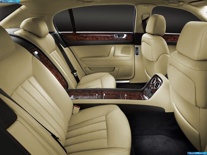 2005 Bentley Continental Flying Spur - фотография 40 из 58 2005 Bentley Continental Flying Spur - фотография 40 из 58