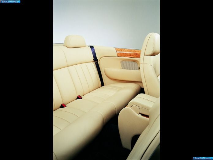 2006 Bentley Azure - фотография 49 из 50 2006 Bentley Azure - фотография 49 из 50