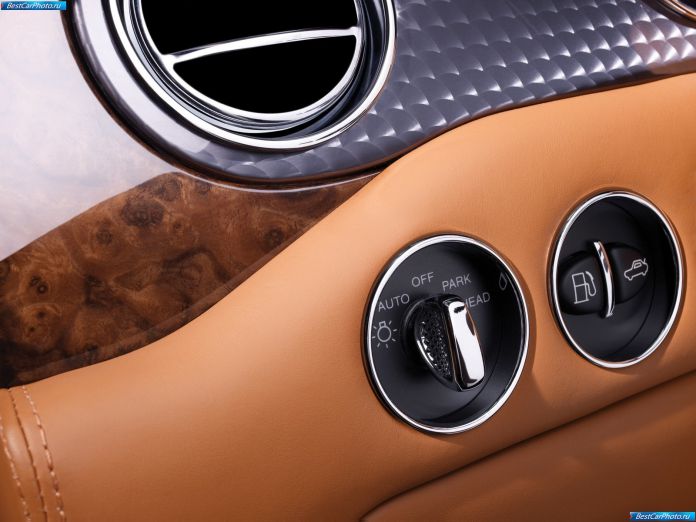 2009 Bentley Azure T - фотография 14 из 17 2009 Bentley Azure T - фотография 14 из 17