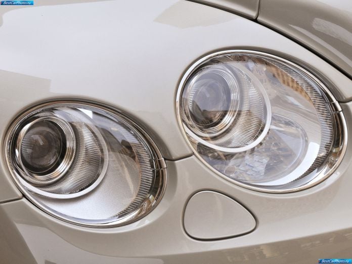 2009 Bentley Continental Flying Spur - фотография 24 из 31 2009 Bentley Continental Flying Spur - фотография 24 из 31