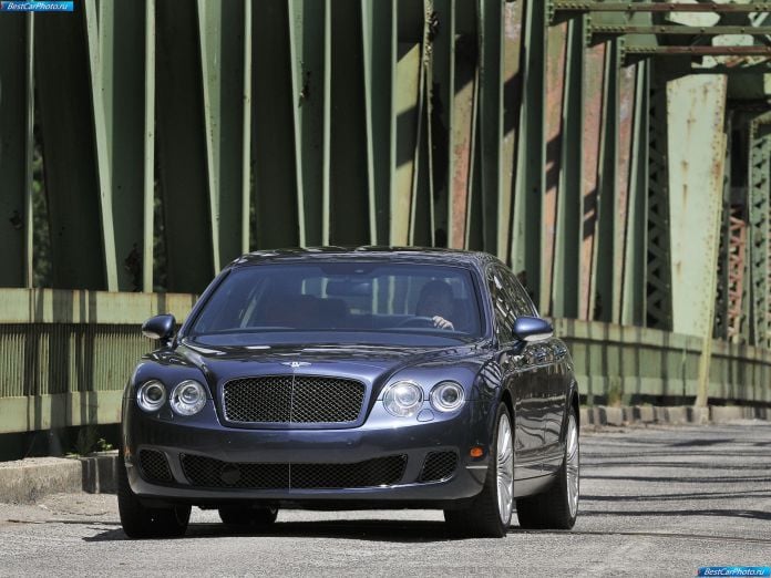 2009 Bentley Continental Flying Spur Speed - фотография 8 из 34 2009 Bentley Continental Flying Spur Speed - фотография 8 из 34