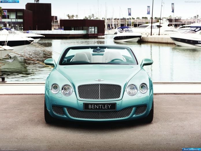 2010 Bentley Continental GTC - фотография 1 из 3 2010 Bentley Continental GTC - фотография 1 из 3