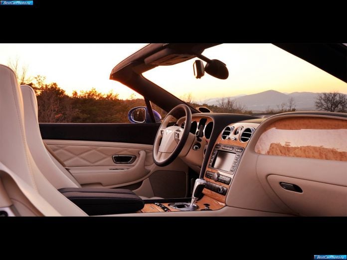2010 Bentley Continental GTC Speed - фотография 66 из 68 2010 Bentley Continental GTC Speed - фотография 66 из 68