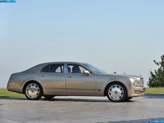 2011 Bentley Mulsanne - фотография 34 из 83 2011 Bentley Mulsanne - фотография 34 из 83