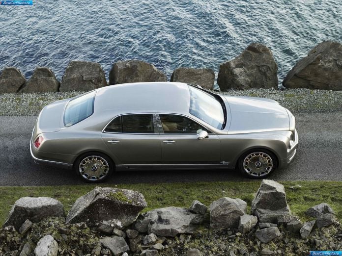2011 Bentley Mulsanne - фотография 35 из 83 2011 Bentley Mulsanne - фотография 35 из 83