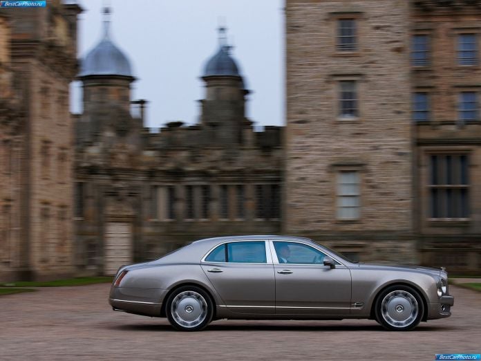 2011 Bentley Mulsanne - фотография 37 из 83 2011 Bentley Mulsanne - фотография 37 из 83