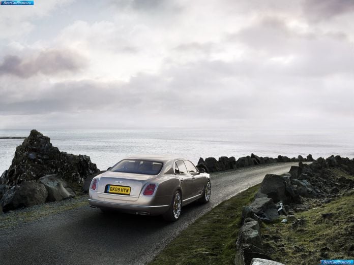 2011 Bentley Mulsanne - фотография 45 из 83