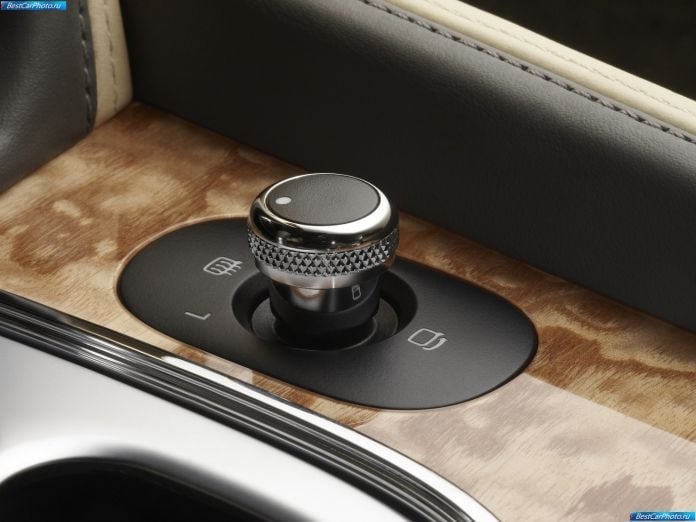2012 Bentley Continental GTC - фотография 98 из 127 2012 Bentley Continental GTC - фотография 98 из 127
