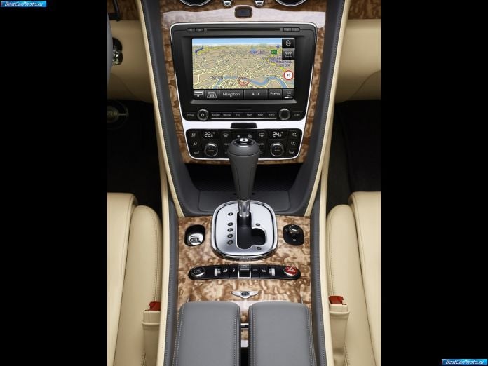 2012 Bentley Continental GTC - фотография 122 из 127 2012 Bentley Continental GTC - фотография 122 из 127