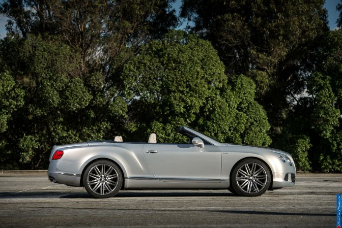 2013 Bentley Continental GT Speed Convertible - фотография 49 из 114