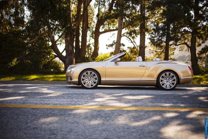 2013 Bentley Continental GT Speed Convertible - фотография 70 из 114