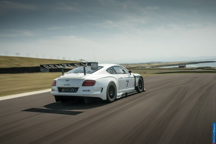 2013 Bentley Continental GT3 - фотография 2 из 12 2013 Bentley Continental GT3 - фотография 2 из 12