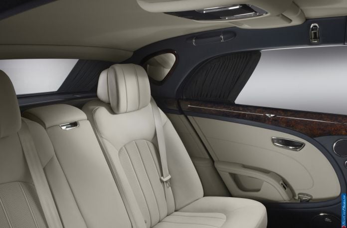 2013 Bentley Mulsanne - фотография 17 из 21