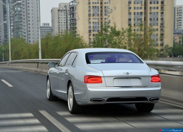 2014 Bentley Flying Spur - фотография 78 из 142 2014 Bentley Flying Spur - фотография 78 из 142
