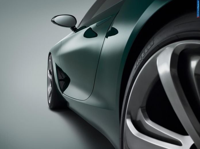 2015 Bentley EXP 10 Speed 6 Concept - фотография 8 из 16