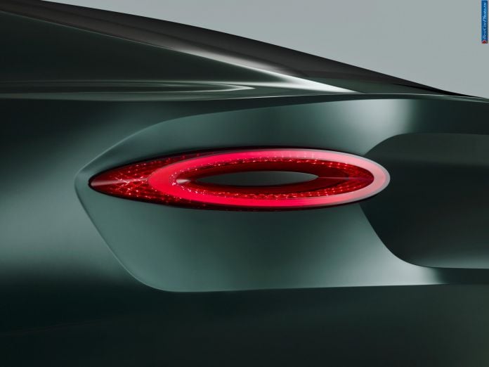 2015 Bentley EXP 10 Speed 6 Concept - фотография 10 из 16